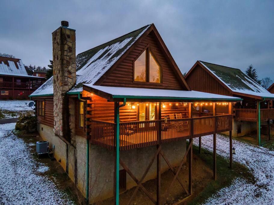Cabin With New Hot Tub, Near Dollywood .2Bd.2Ba.Sleeps6.Bbq Sevierville Exterior foto