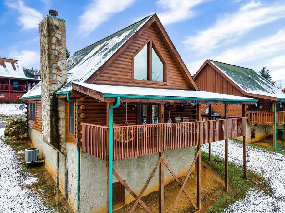 Cabin With New Hot Tub, Near Dollywood .2Bd.2Ba.Sleeps6.Bbq Sevierville Exterior foto